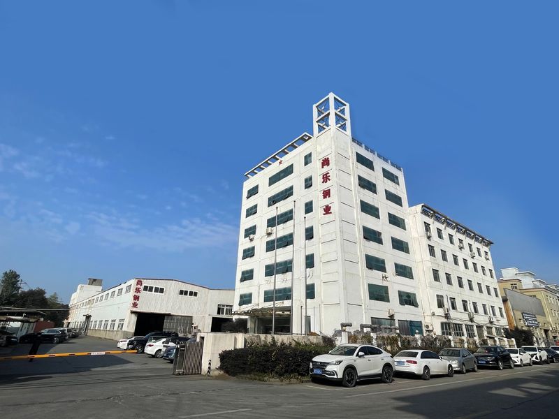 Wenzhou Shangle Steel Co., Ltd. línea de producción del fabricante